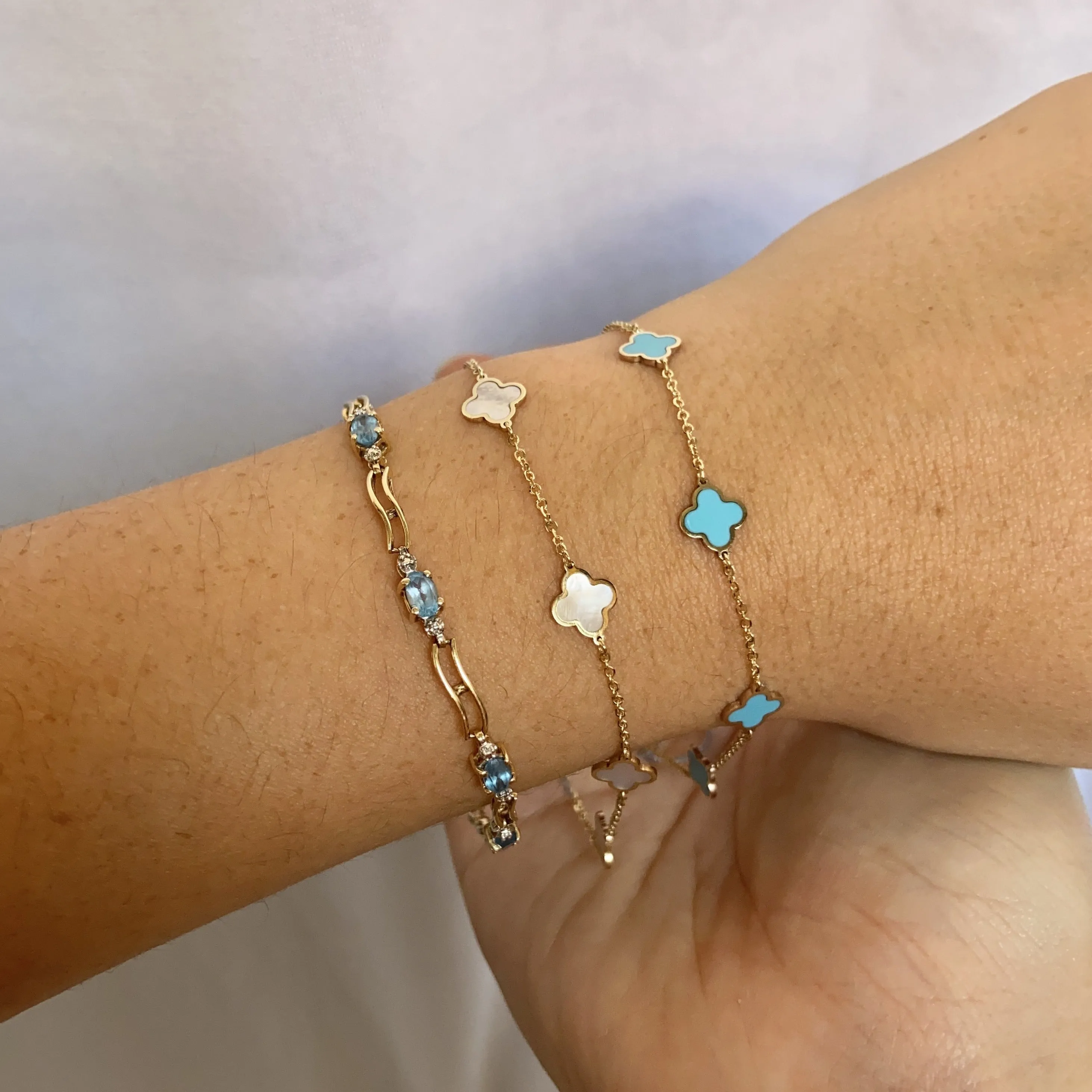 14K Gold Mother Of Pearl Clover Bracelet