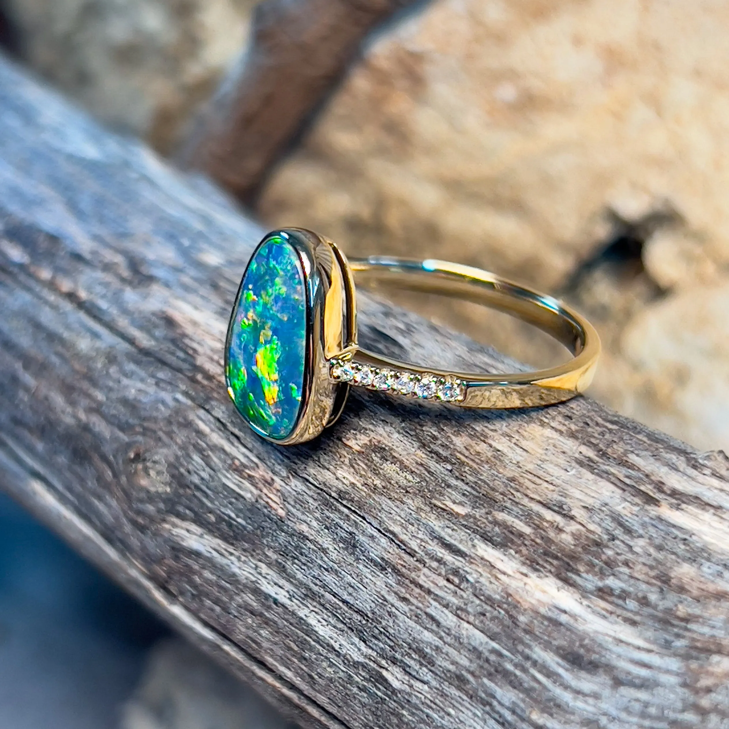 14kt Yellow Gold 1.95ct Opal doublet and diamond ring