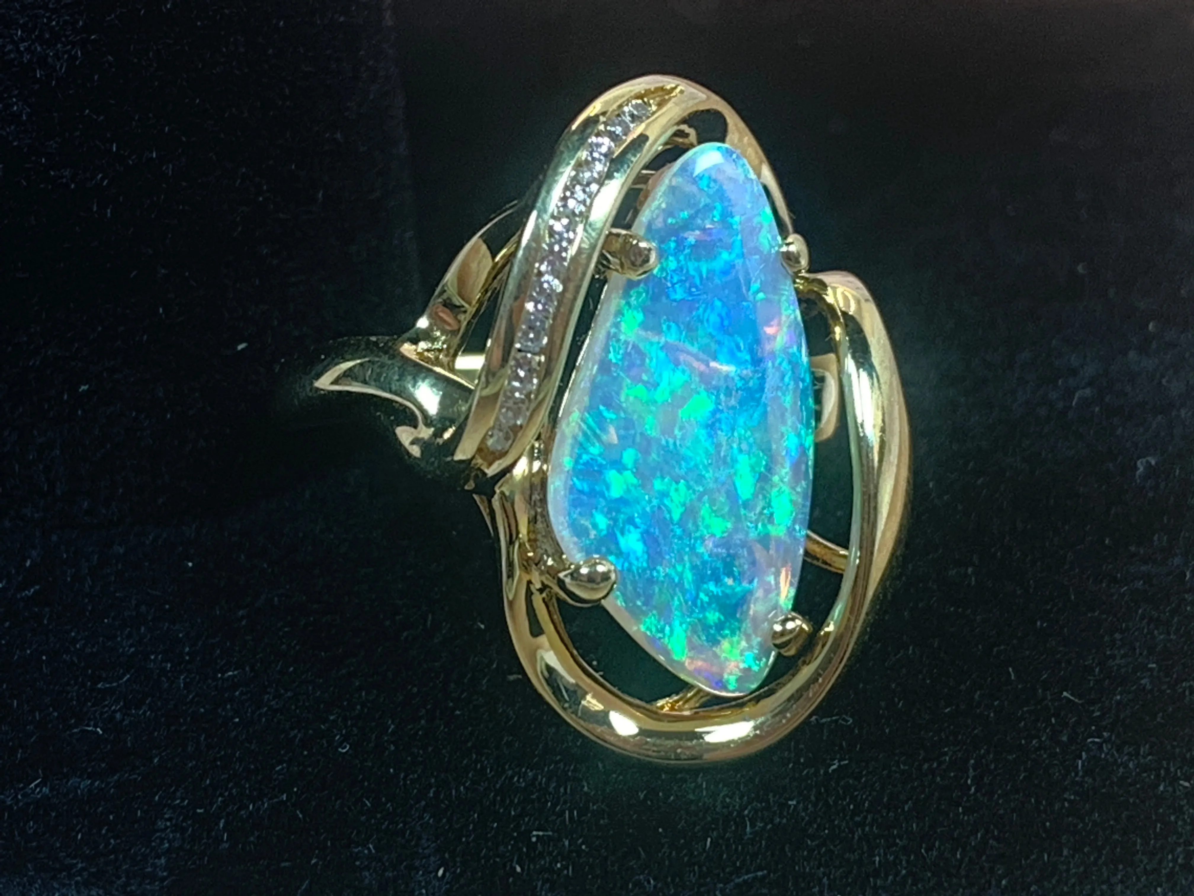 18kt Yellow Gold Crystal Opal and Diamond ring