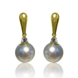 18kt Yellow Gold Pearl and Diamond Dangling Earrings