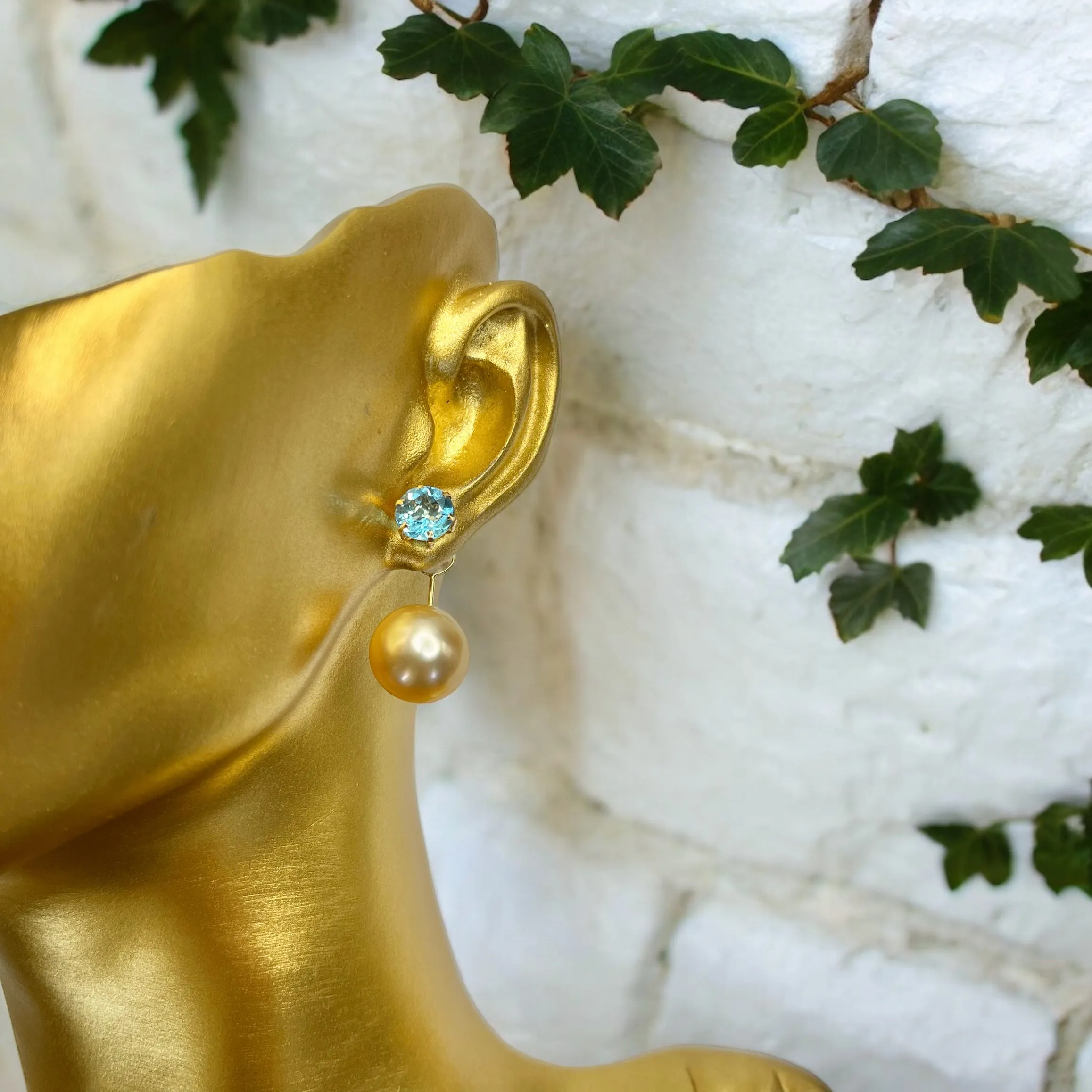 AQUAMARINE AND SOUTH SEA PEARL EARRINGS