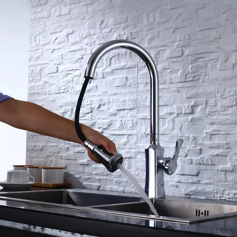 Black Pull-Out Rotating Sink Faucet for Hot and Cold Water