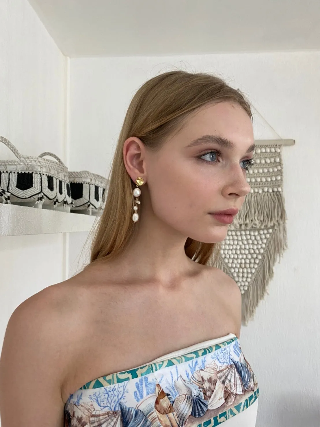 Cari Earrings - Gold