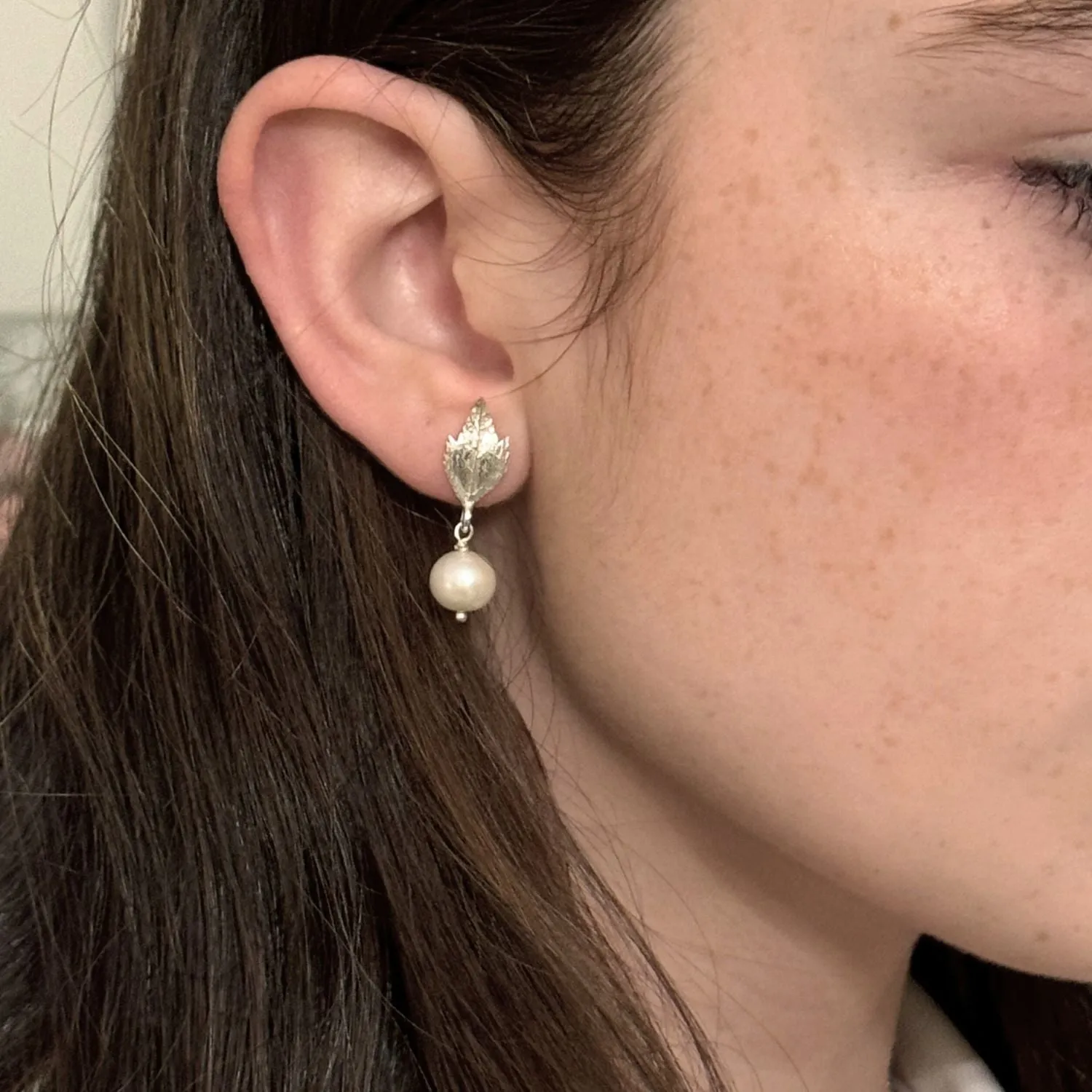 Elven Leaf and Pearl Silver Earrings