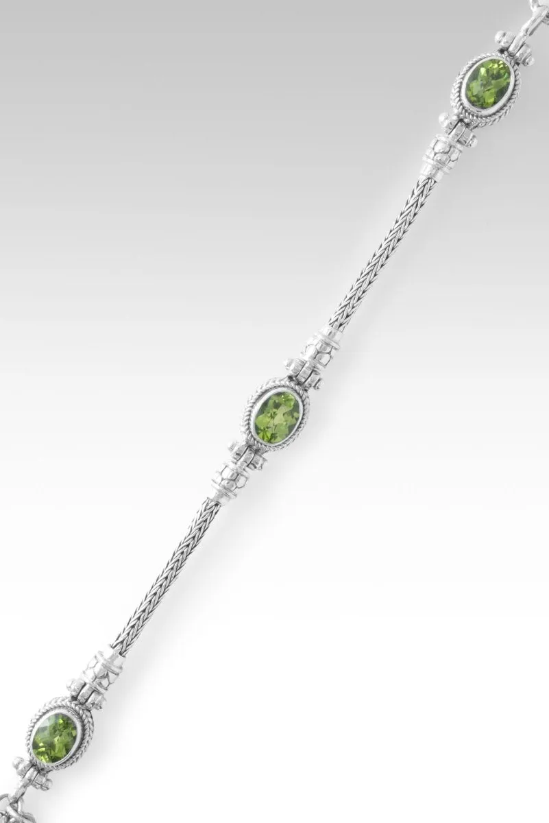 Everlasting Joy Bracelet™ in Peridot