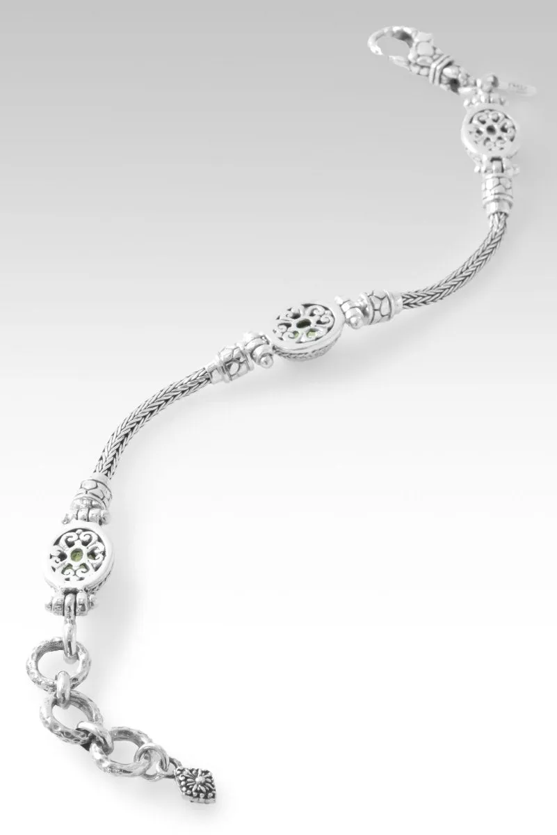 Everlasting Joy Bracelet™ in Peridot