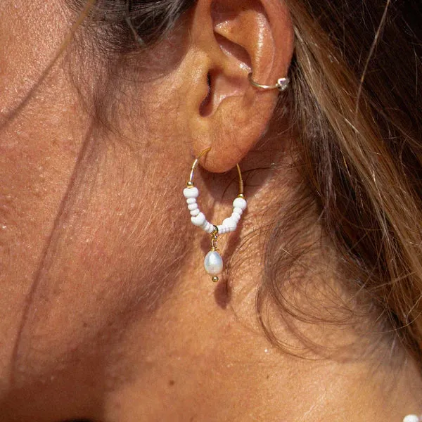 GIADA GEGAMBAR WIRE HOOP EARRINGS