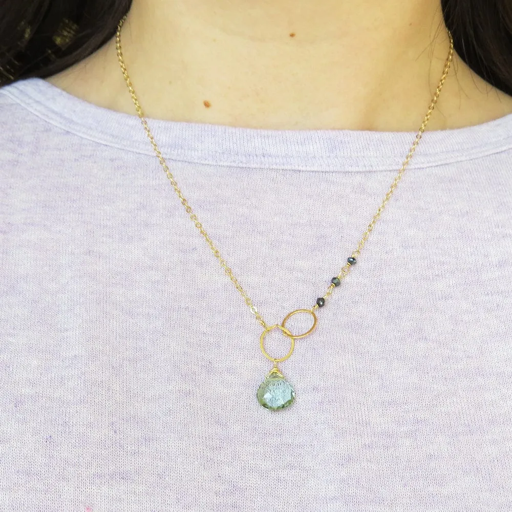 GREEN AMETHYST LOOPED GOLD NECKLACE