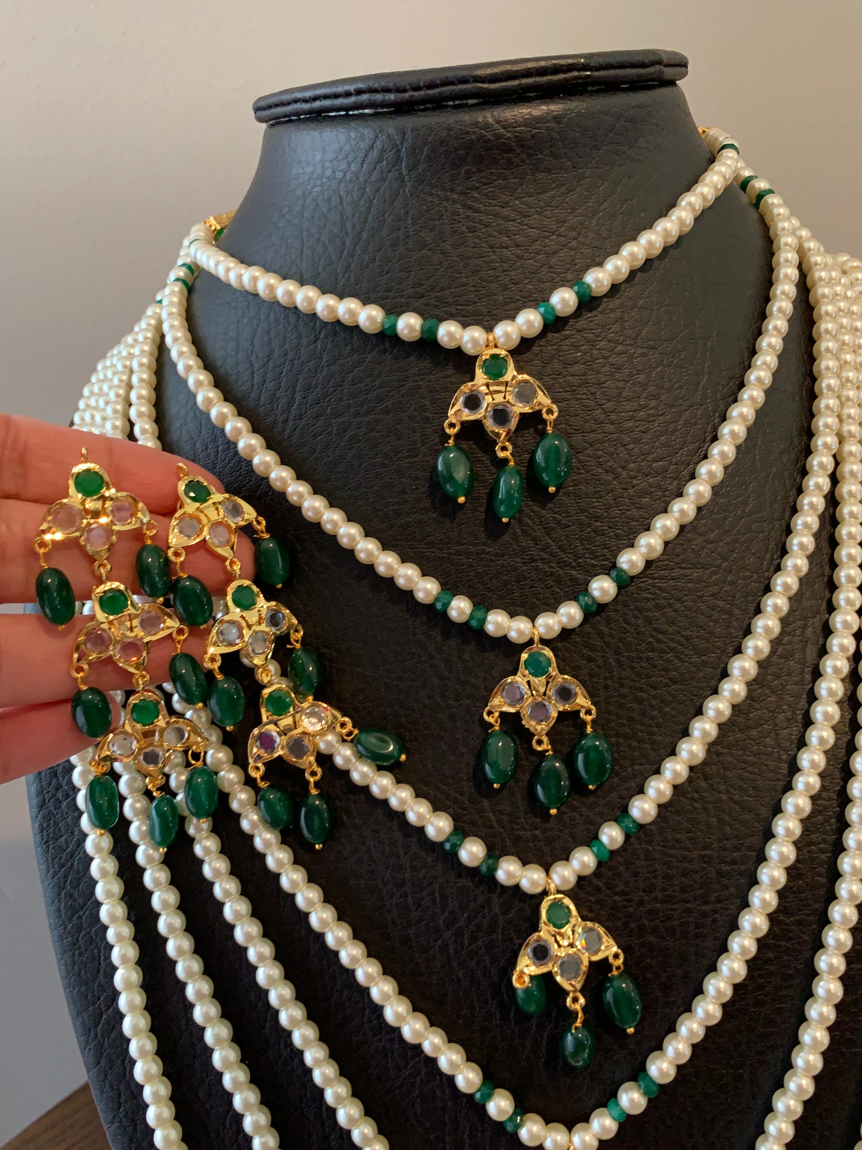 Green Stone AD Pearls 7 Line Saat Lada Necklace