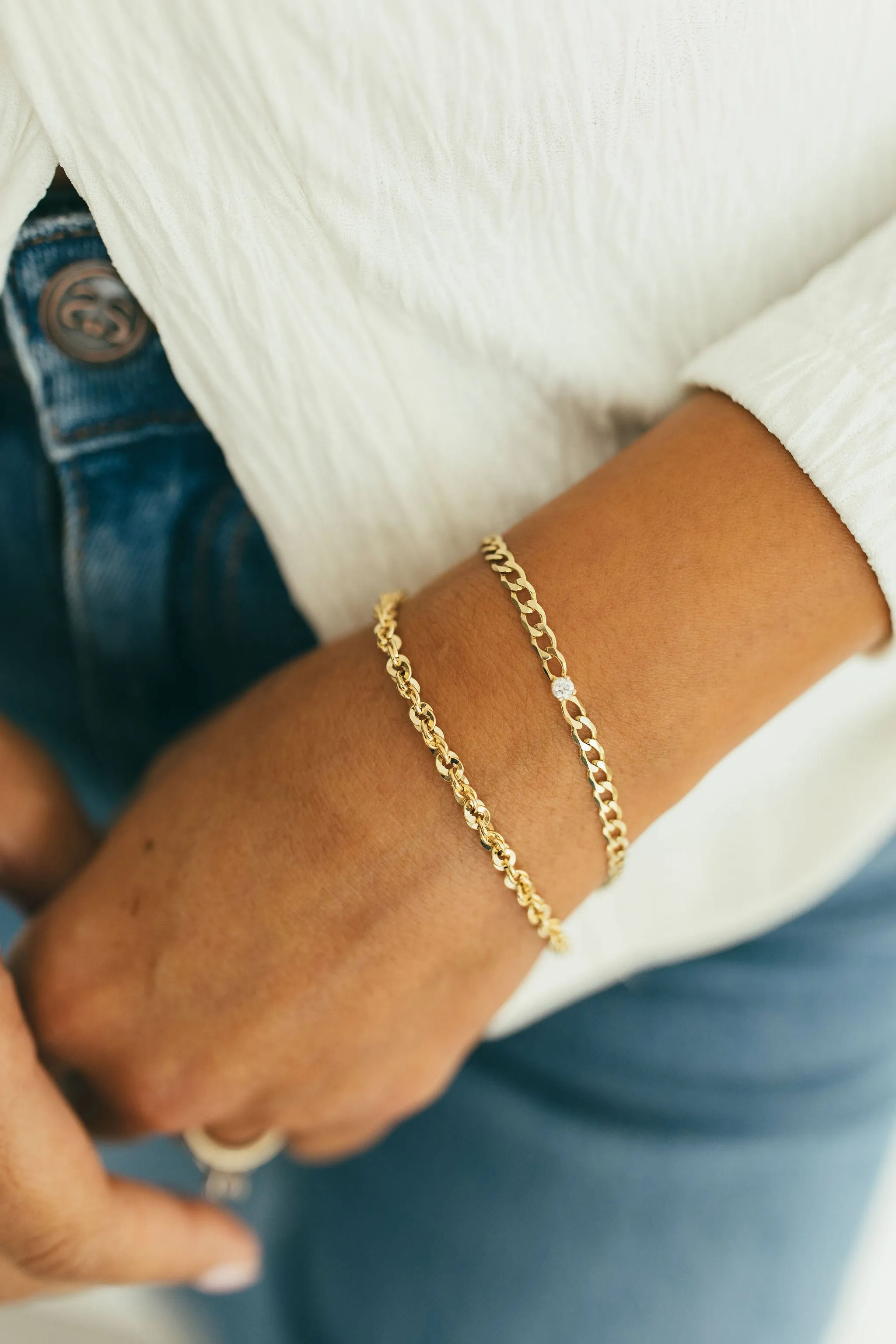 Medium Curb Chain Bracelet with Diamond