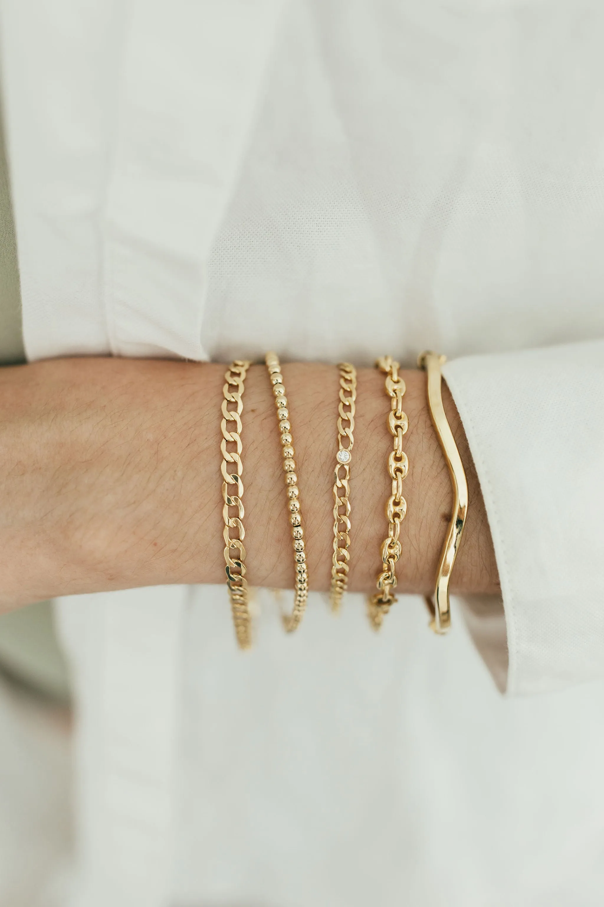 Medium Curb Chain Bracelet with Diamond