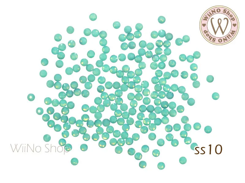 Mint Opal Round Flatback Crystal (ss3-ss10)