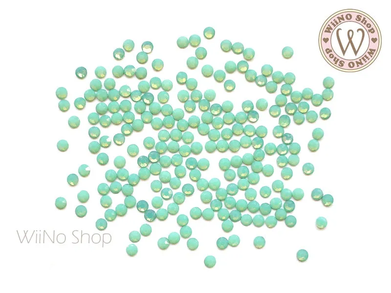 Mint Opal Round Flatback Crystal (ss3-ss10)
