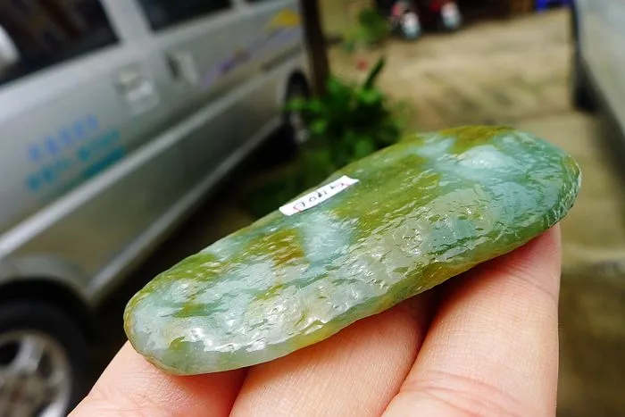 Natural Jade Rough Jadeite Raw (34g,6.5X3.3X0.85cm)