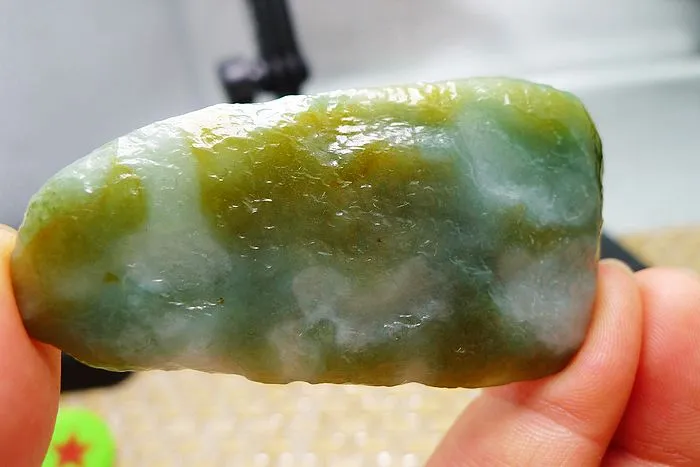 Natural Jade Rough Jadeite Raw (34g,6.5X3.3X0.85cm)