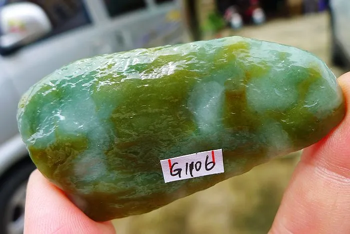 Natural Jade Rough Jadeite Raw (34g,6.5X3.3X0.85cm)