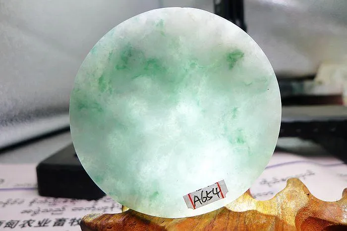 Natural Jade Rough Jadeite Raw (60g,5.5X0.7cm)
