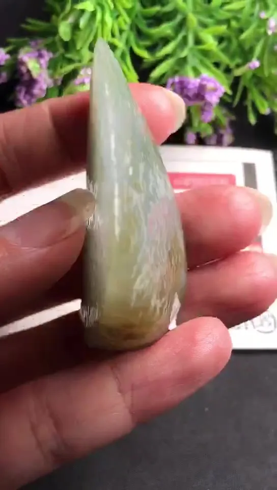 Natural Jade Rough Jadeite Raw (62g,5.6x4.5x2.0cm)-V3007