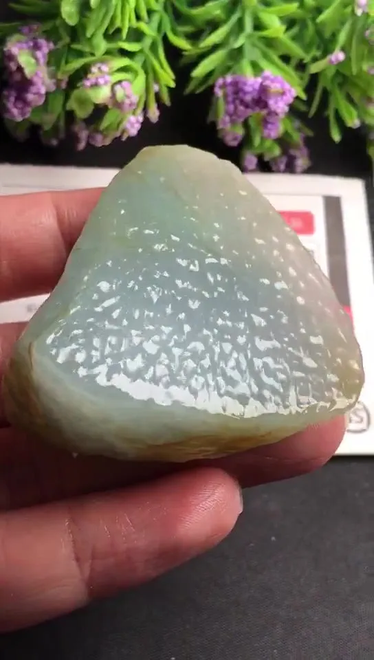 Natural Jade Rough Jadeite Raw (62g,5.6x4.5x2.0cm)-V3007
