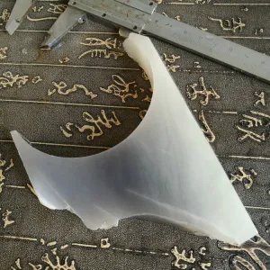 Natural Kunlun Jade Rough Nephrite Raw (257g, 8.5X3.5X1.9cm)