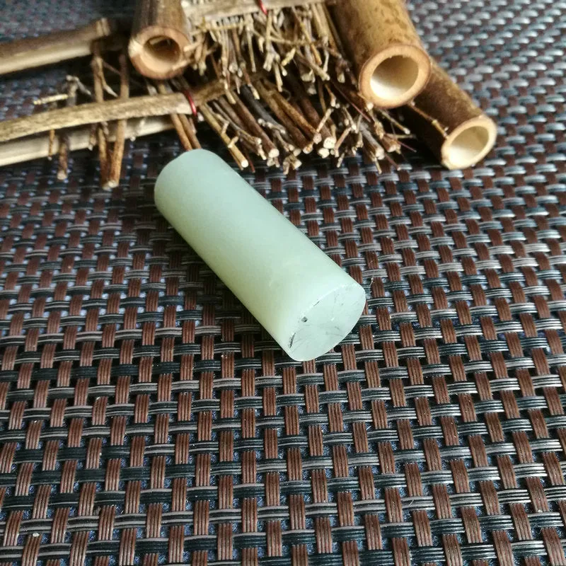 Natural Kunlun Jade Rough Nephrite Raw (43g,5X1.9cm)