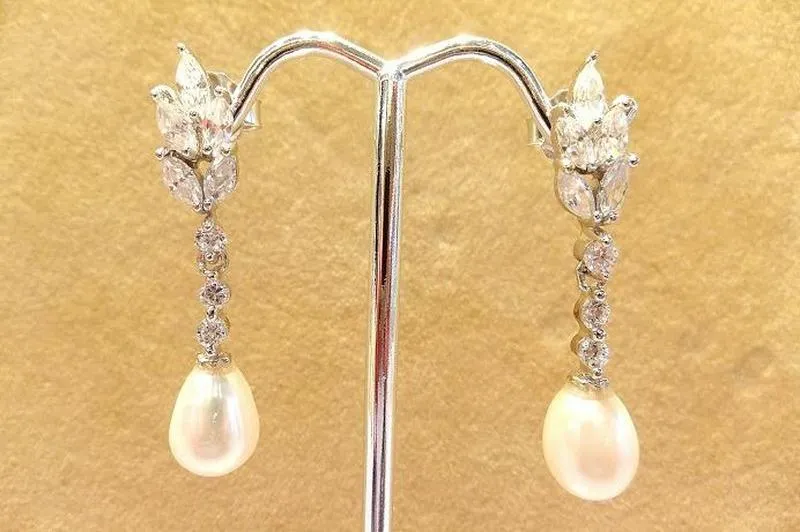 Natural White Pearl and White Topaz Gemstone Earrings
