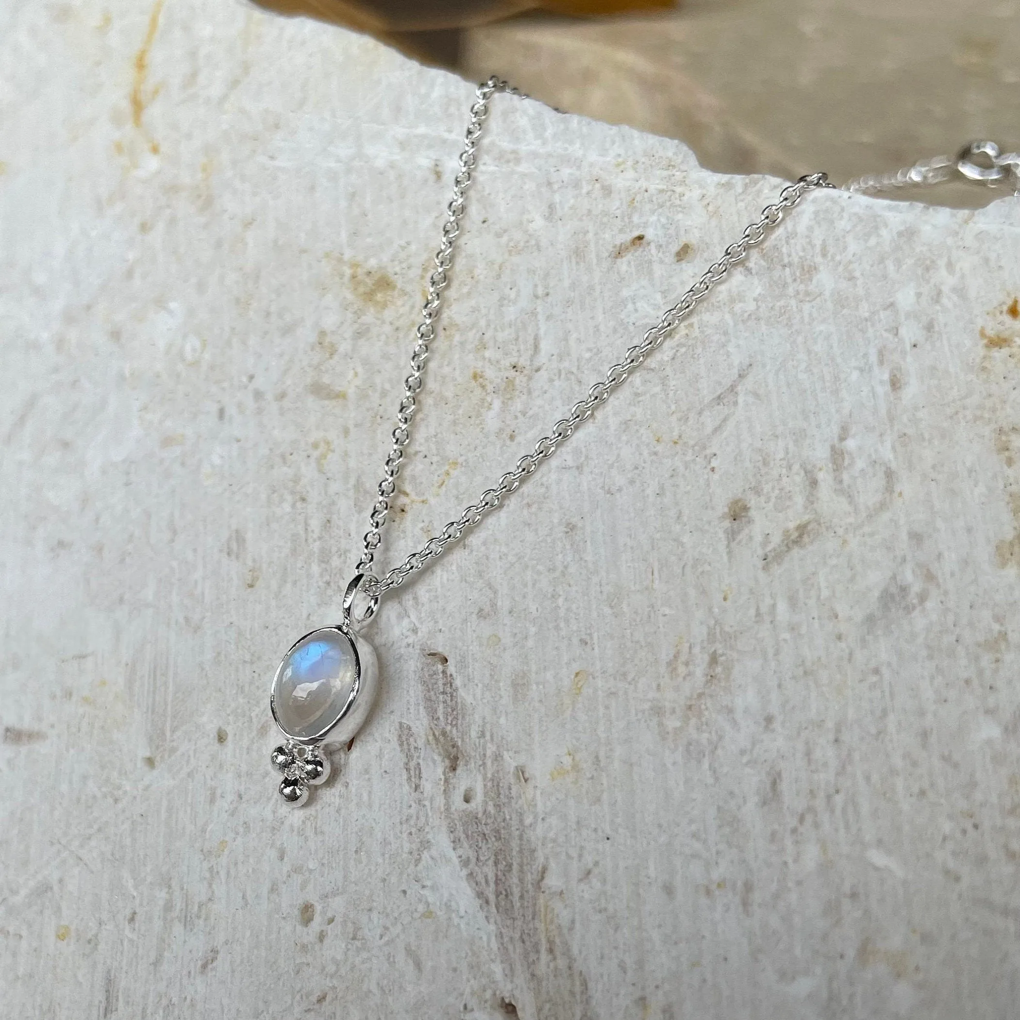 Oval Sterling Silver Rainbow Moonstone Necklace