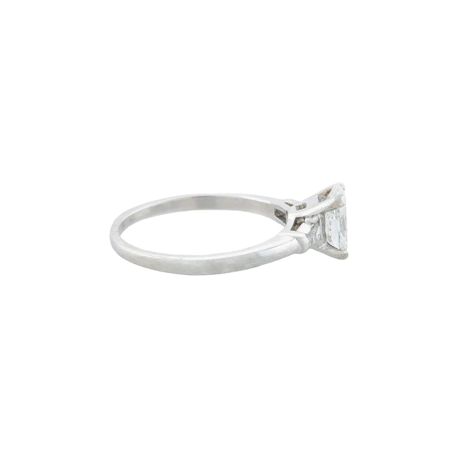 Retro Platinum Oval Diamond Engagement Ring 0.84ct center
