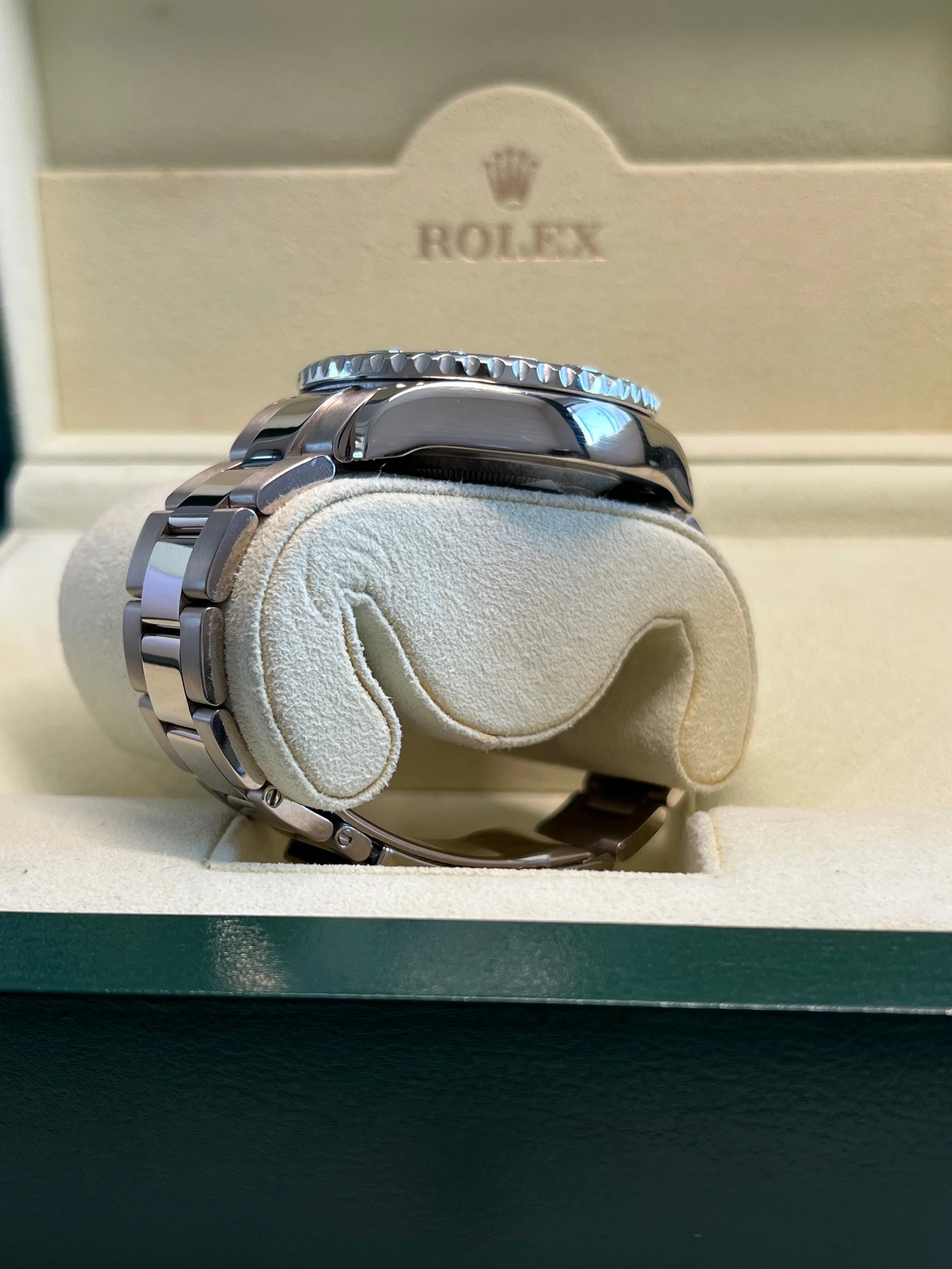 Rolex - Pre-owned Yacht-Master II 44mm 116689