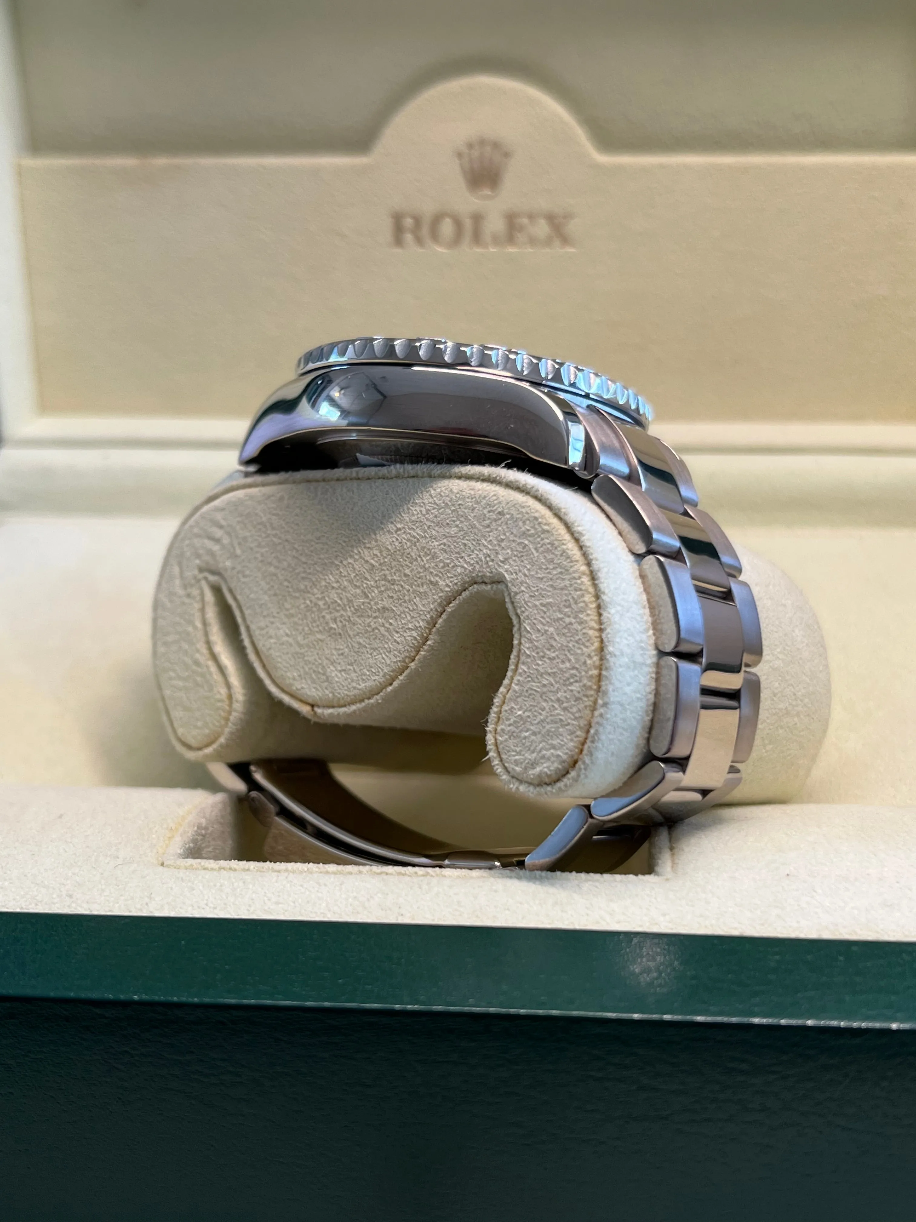 Rolex - Pre-owned Yacht-Master II 44mm 116689