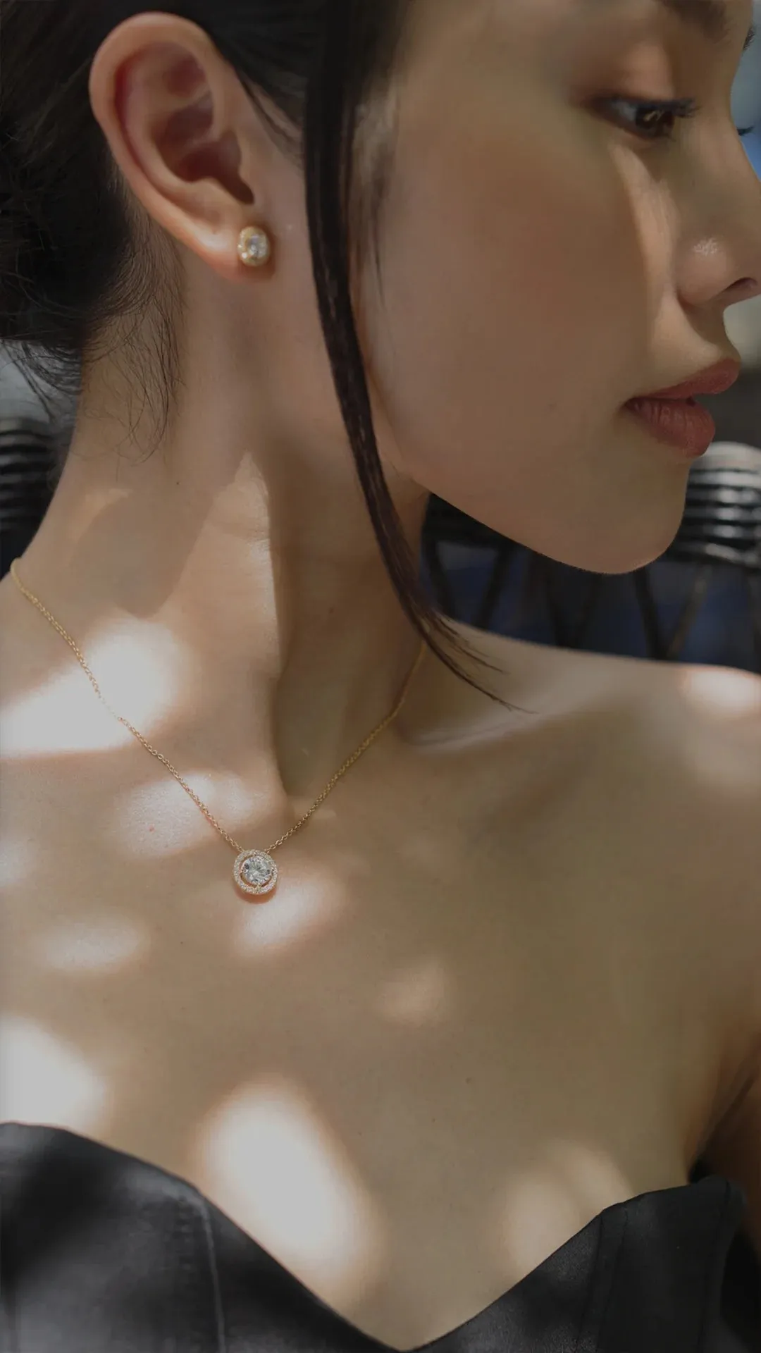 Round Zircon Stones Necklace Gold Plating