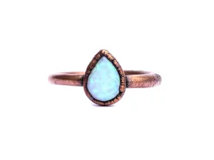 Teardrop opal ring | Natural stone ring
