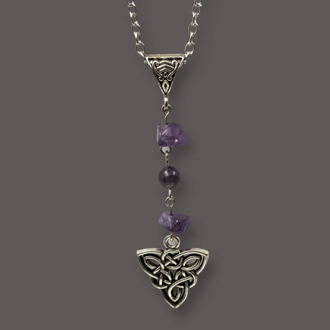 Triquetra - Necklace